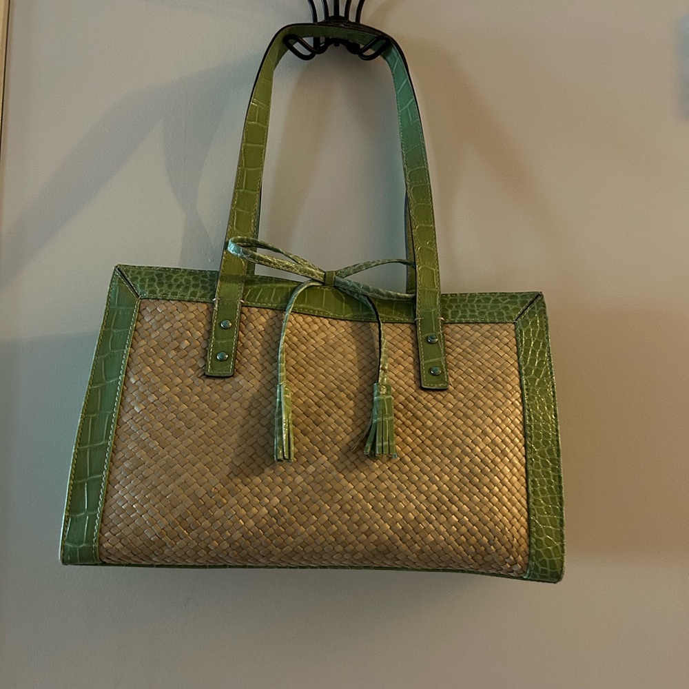 Liz Claiborne Green and Tan Woven Tote Bag and wallet .